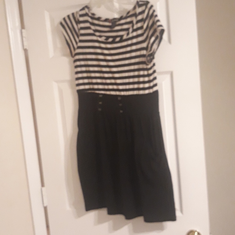 Black and white dress